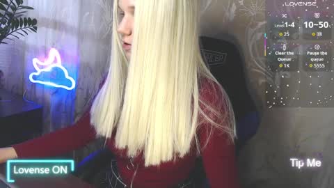 Caroline Fox online show from April 5, 2026, 6:54 am