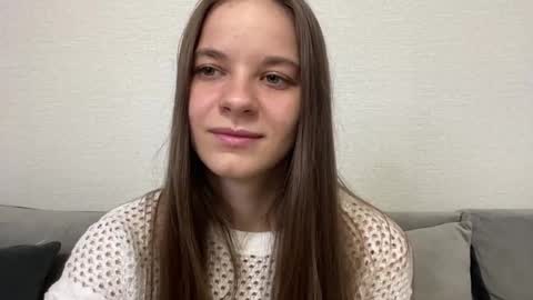 Lia online show from May 2, 2026, 4:01 pm