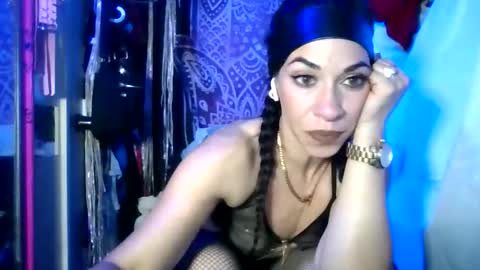 Snapshot of kash_kitty13 chatting on May 10, 2026, 10:20 am kash_kitty13 online show from May 10, 2026, 10:20 am