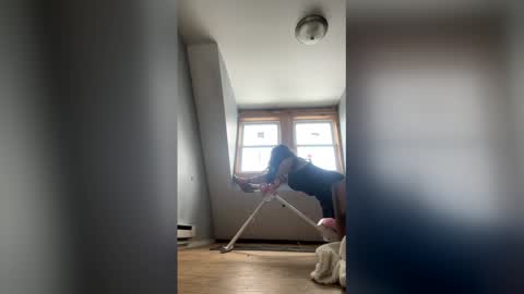 kassyr35 online show from April 7, 2026, 6:19 pm