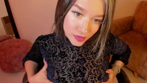 Alicia online show from March 26, 2026, 1:22 am