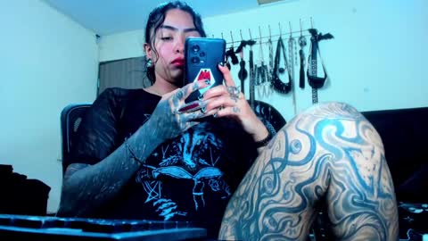 Snapshot of kat_miss chatting on January 11, 2025, 4:59 am Kat online show from January 11, 2025, 4:59 am