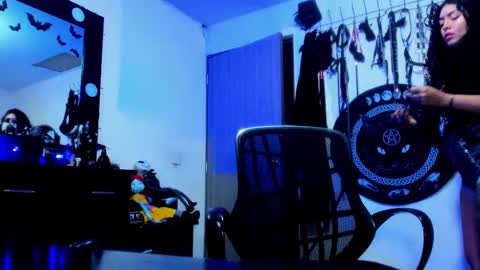 Snapshot of kat_miss chatting on September 9, 2025, 4:23 am Kat online show from September 9, 2025, 4:23 am