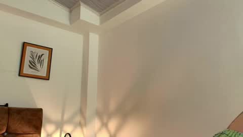 Snapshot of kat_paradisse chatting on April 29, 2026, 11:47 am kat paradisse online show from April 29, 2026, 11:47 am