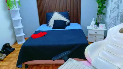 kate online show from April 15, 2026, 7:58 pm