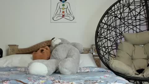 Kataleya online show from December 30, 2024, 1:04 am