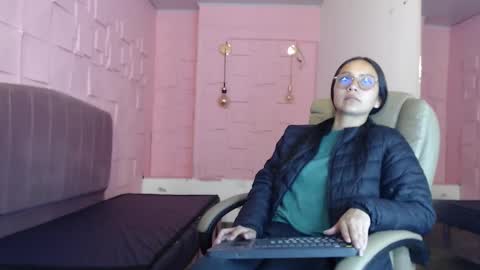 Katalina online show from March 24, 2026, 1:49 pm