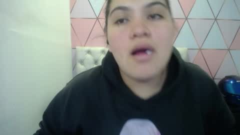 katalina santana25 online show from March 31, 2026, 11:27 pm