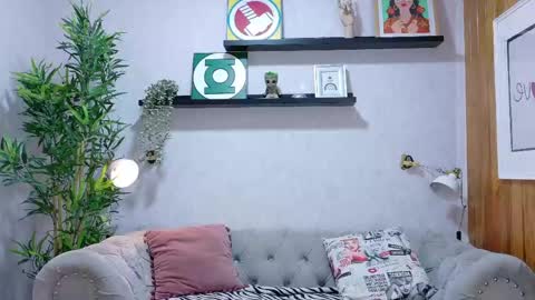 katalinalee_ online show from June 4, 2026, 11:38 am