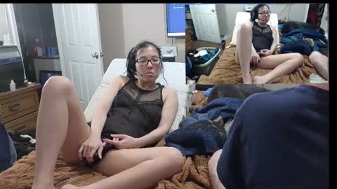 Kat and Crown online show from March 16, 2026, 5:44 am