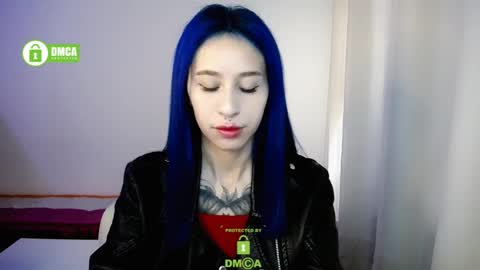 Maca online show from September 15, 2025, 1:44 pm