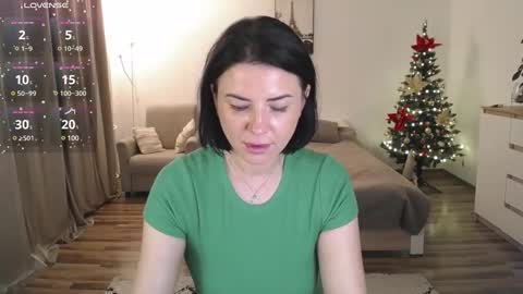 kate124680 online show from January 7, 2025, 1:06 am