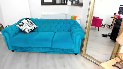 Kate online show from March 10, 2025, 9:51 pm