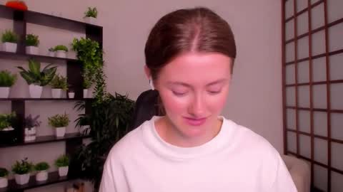 Snapshot of kate_cuddle chatting on September 26, 2025, 2:59 am Kate online show from September 26, 2025, 2:59 am