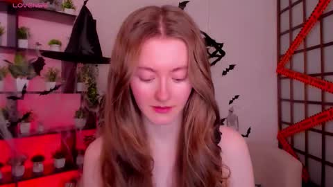 Snapshot of kate_cuddle chatting on October 27, 2025, 2:48 am Kate online show from October 27, 2025, 2:48 am