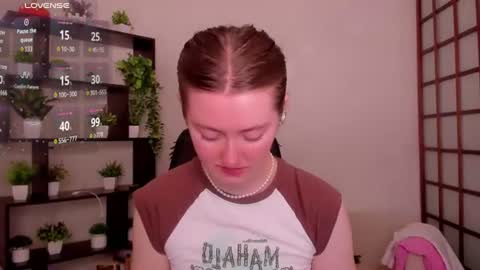 Kate online show from June 18, 2026, 2:12 am
