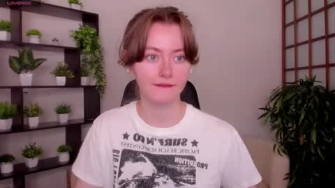 Kate online show from July 20, 2026, 2:37 am