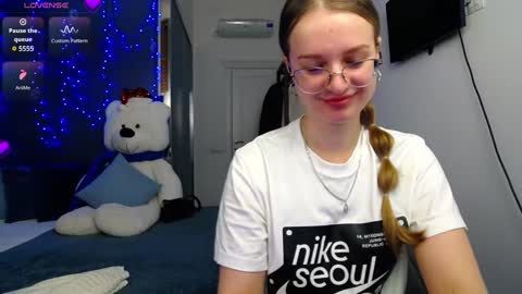 .Be kind and gentle with me and I will do my best for you.   online show from January 8, 2025, 8:27 am