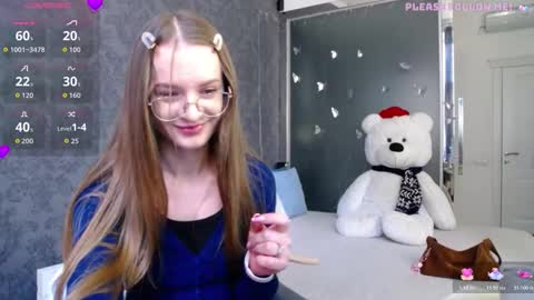 Snapshot of kate_jonson chatting on March 30, 2026, 1:23 pm .Be kind and gentle with me and I will do my best for you. online show from March 30, 2026, 1:23 pm