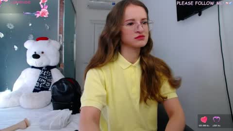 Snapshot of kate_jonson chatting on April 19, 2026, 6:46 am .Be kind and gentle with me and I will do my best for you. online show from April 19, 2026, 6:46 am