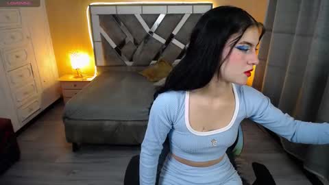 kate_lawrence_ online show from February 20, 2025, 3:12 am