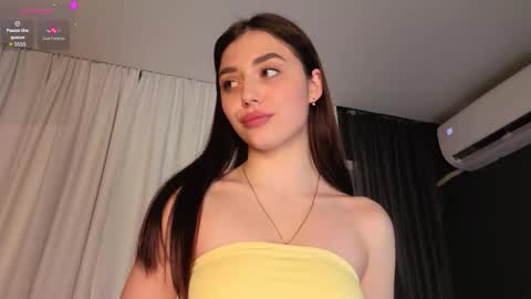 Snapshot of kate_loveliness chatting on February 24, 2026, 2:48 pm Kate - your dream online show from February 24, 2026, 2:48 pm
