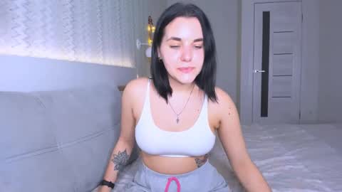 Snapshot of kate_ree_ chatting on January 30, 2025, 7:48 pm KATE online show from January 30, 2025, 7:48 pm