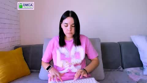 Snapshot of kate_ree_ chatting on September 15, 2025, 4:56 am KATE online show from September 15, 2025, 4:56 am