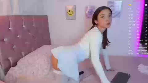 Snapshot of kate_the_bitch2 chatting on September 13, 2025, 4:45 am kate_the_bitch2 online show from September 13, 2025, 4:45 am