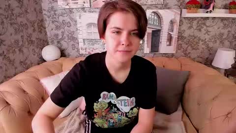 Snapshot of kate_viz chatting on March 2, 2026, 9:38 am kate_viz online show from March 2, 2026, 9:38 am