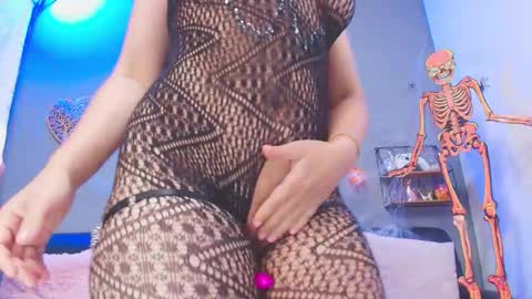 Snapshot of kateadamss1 chatting on October 11, 2025, 8:18 pm KateAdams online show from October 11, 2025, 8:18 pm