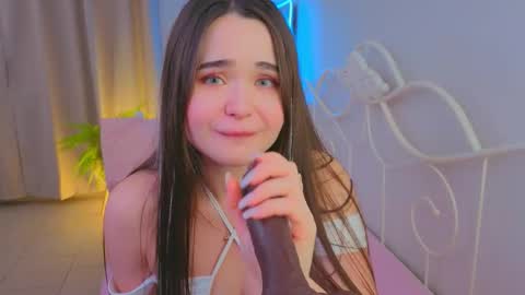 Snapshot of kateblow chatting on October 6, 2025, 3:09 pm Kate online show from October 6, 2025, 3:09 pm