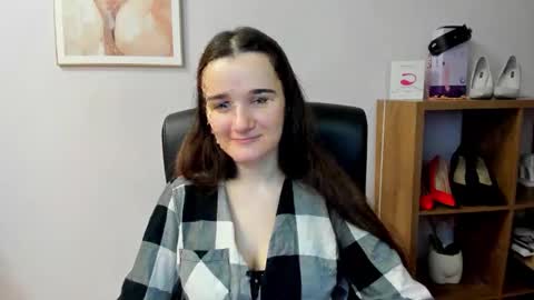 Kate  online show from March 8, 2026, 7:56 am