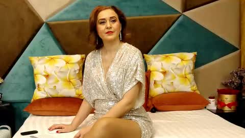 Snapshot of katequeenx chatting on February 9, 2025, 10:43 pm KateQueenston -- online show from February 9, 2025, 10:43 pm