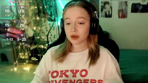 Snapshot of katerinaxvold chatting on December 25, 2024, 10:59 pm Lisa online show from December 25, 2024, 10:59 pm