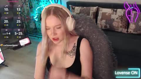 Snapshot of katerinaxvold chatting on September 27, 2025, 6:46 pm Lisa online show from September 27, 2025, 6:46 pm