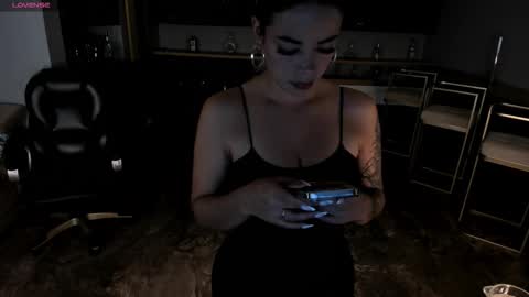 Snapshot of katesunder chatting on September 29, 2025, 9:58 am K A T E online show from September 29, 2025, 9:58 am