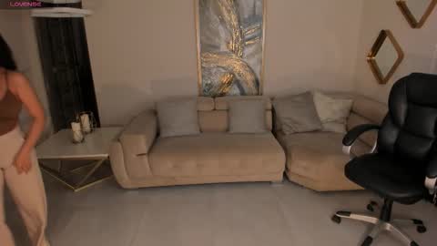 K A T E  online show from March 17, 2026, 8:50 am