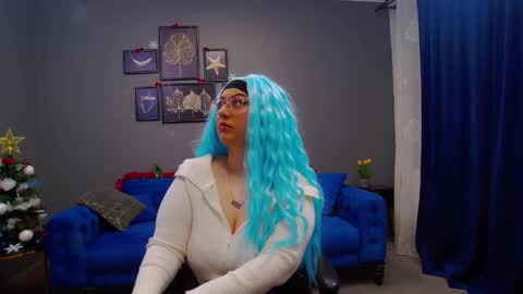 Snapshot of katewalker_ chatting on January 3, 2025, 6:03 pm Kate online show from January 3, 2025, 6:03 pm