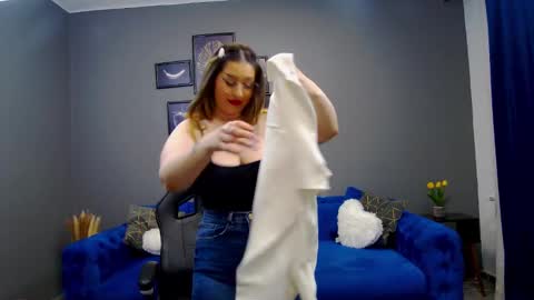 Snapshot of katewalker_ chatting on January 31, 2025, 12:28 am Kate online show from January 31, 2025, 12:28 am