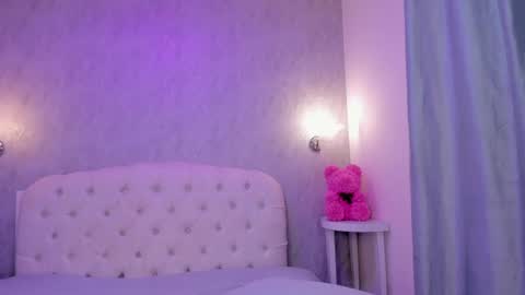 kathalina adams online show from June 25, 2026, 5:12 am