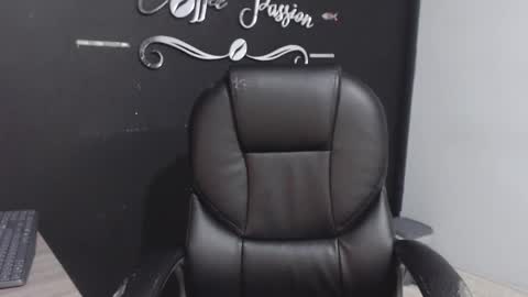 Snapshot of kathe0v chatting on September 26, 2025, 10:36 pm Call me Lau online show from September 26, 2025, 10:36 pm