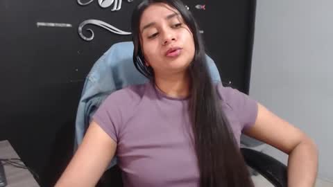 Snapshot of kathe0v chatting on October 26, 2025, 4:35 pm Call me Lau online show from October 26, 2025, 4:35 pm