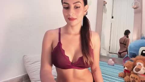 Snapshot of kathe_vergara chatting on December 28, 2024, 7:43 pm kathe online show from December 28, 2024, 7:43 pm