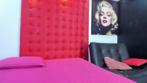 Snapshot of kathee_queen chatting on April 6, 2026, 3:37 am Kathe online show from April 6, 2026, 3:37 am