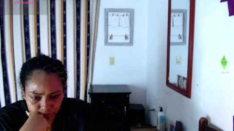 Snapshot of katherincastillo chatting on October 12, 2025, 10:42 pm katherin online show from October 12, 2025, 10:42 pm