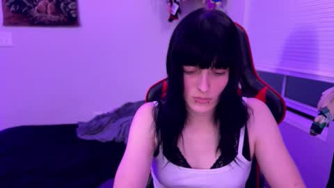 Snapshot of katherinekleave chatting on February 11, 2026, 4:17 am katherinekleave online show from February 11, 2026, 4:17 am