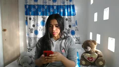 Snapshot of kathiie_ chatting on February 25, 2025, 12:24 pm K A T H I E online show from February 25, 2025, 12:24 pm