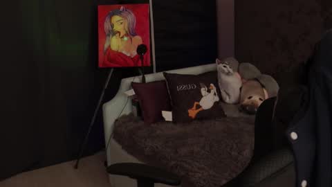 kathleen_frost online show from December 6, 2024, 7:32 am