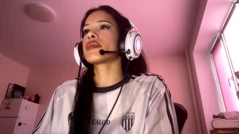 Lina online show from February 20, 2026, 8:05 am